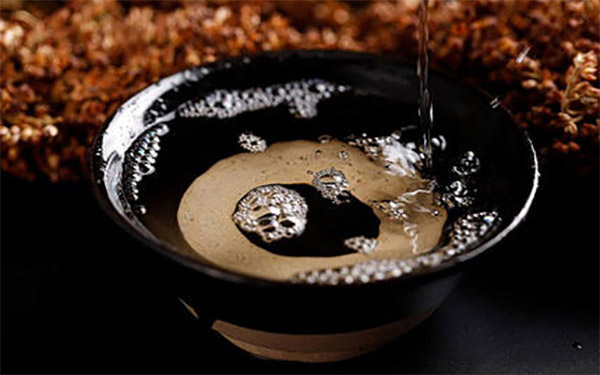 白酒糟烘干機(jī)使用及維護(hù)有哪些注意事項 白酒糟烘干機(jī)使用及維護(hù)有哪些注意事項